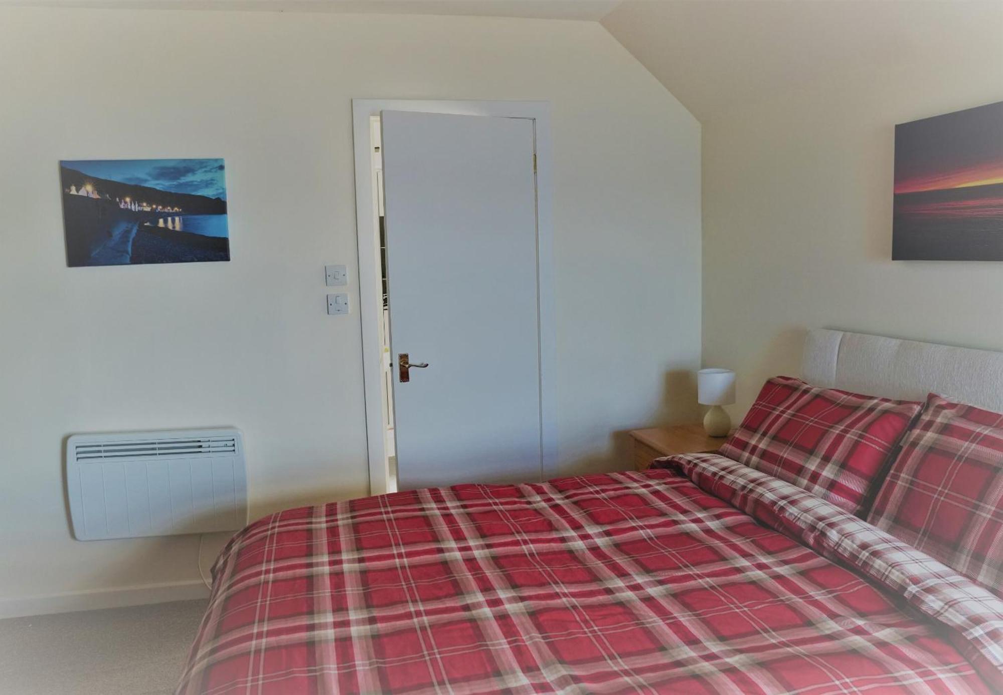 The Pennan Inn Room photo